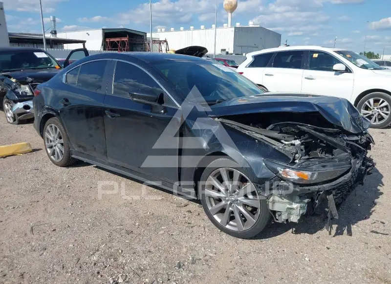 2023 Mazda 3 photo