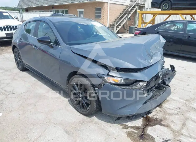 2023 Mazda 3 фото