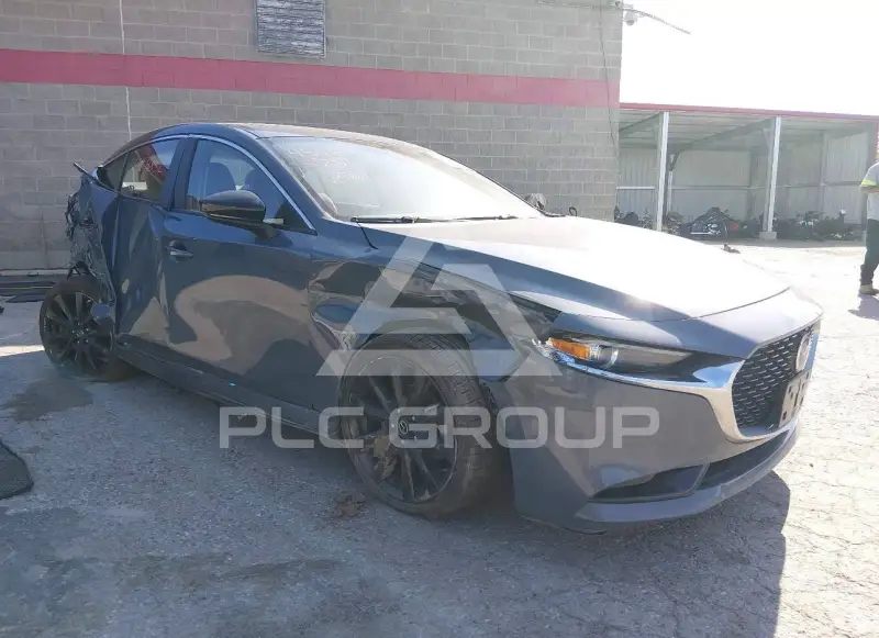 2023 Mazda 3 фото