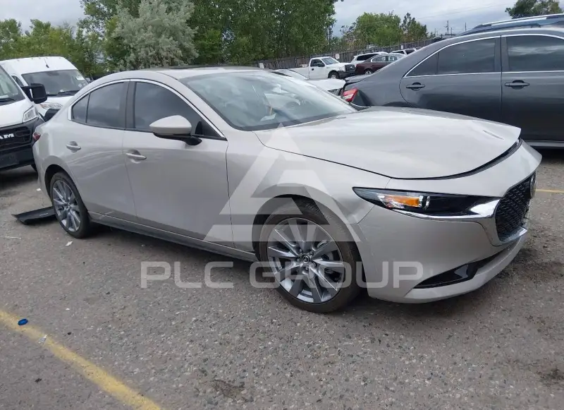 2023 Mazda 3 photo