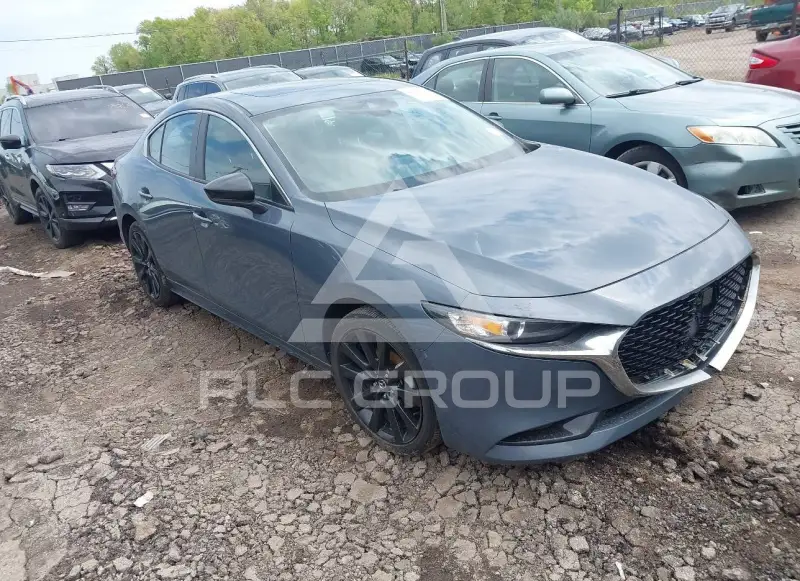 2023 Mazda 3 photo