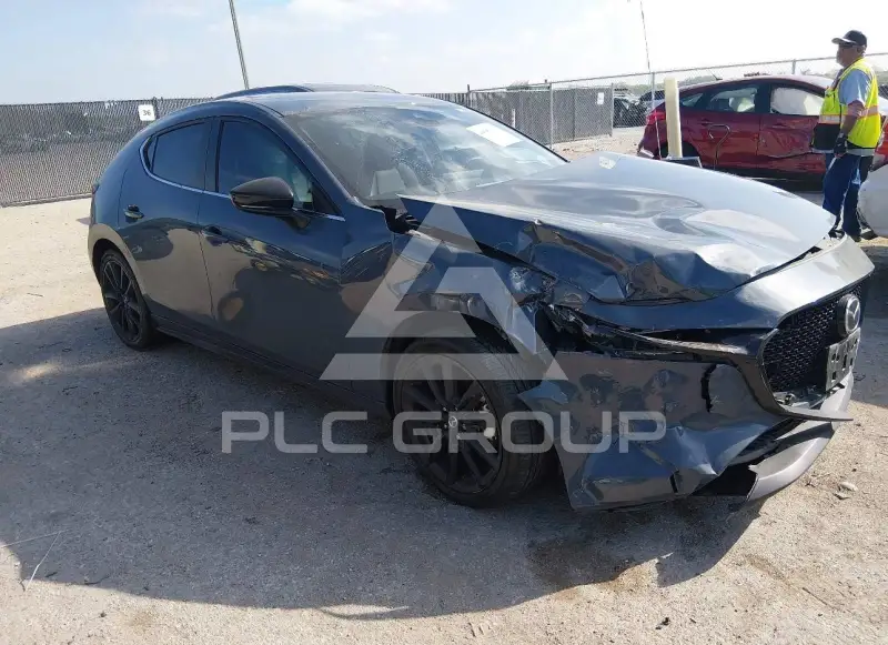 2023 Mazda 3 фото
