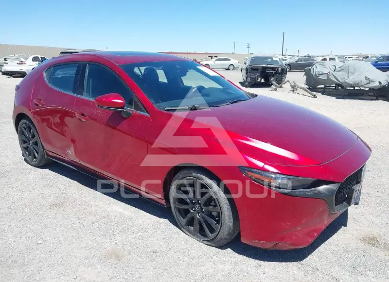 2023 Mazda 3 фото