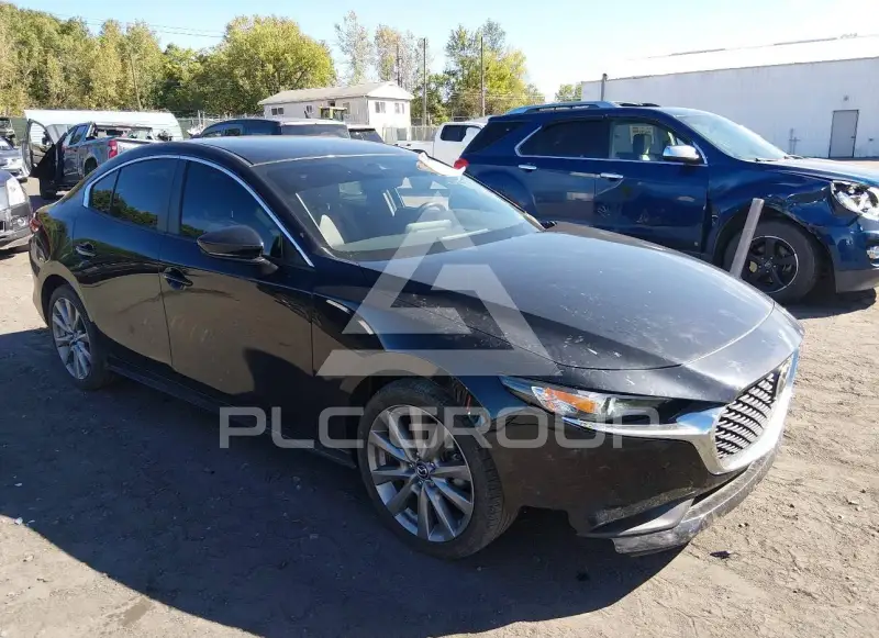 2023 Mazda 3 фото