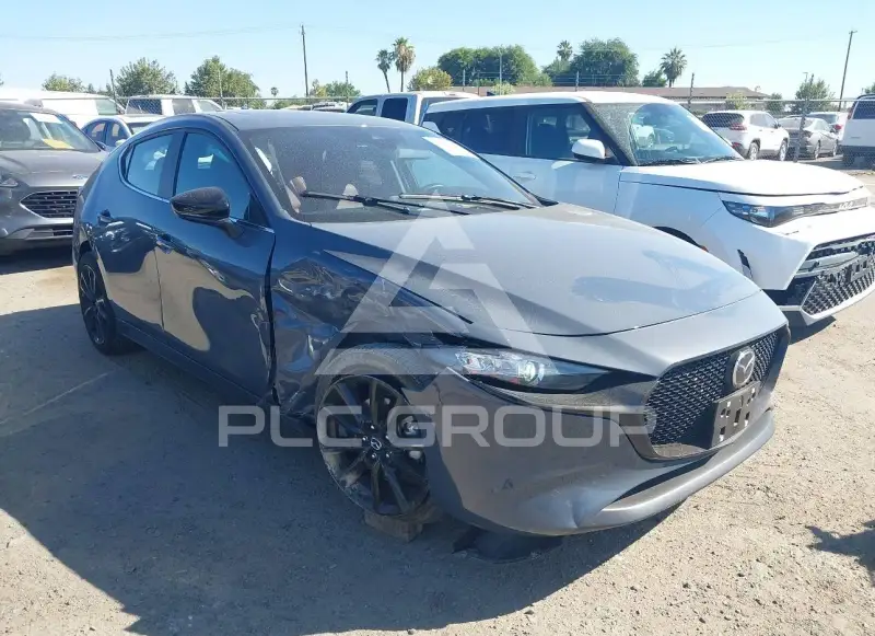 2023 Mazda 3 photo