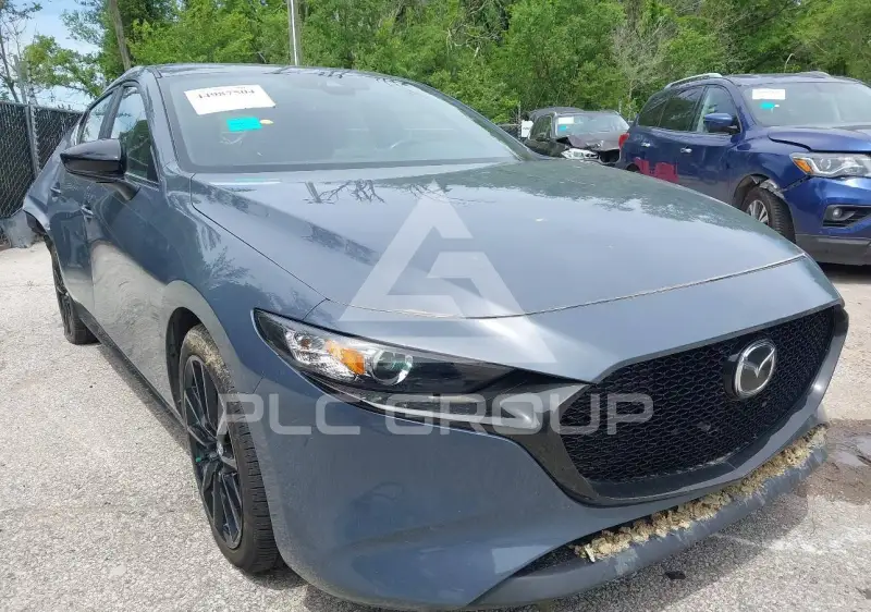 2023 Mazda 3 photo