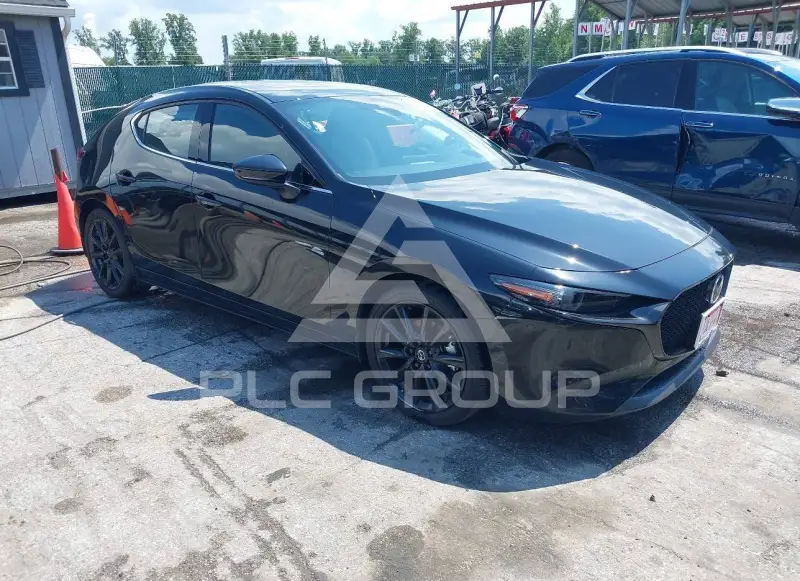 2023 Mazda 3 фото