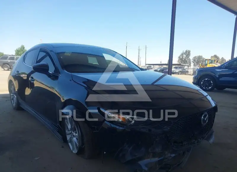 2023 Mazda 3 фото