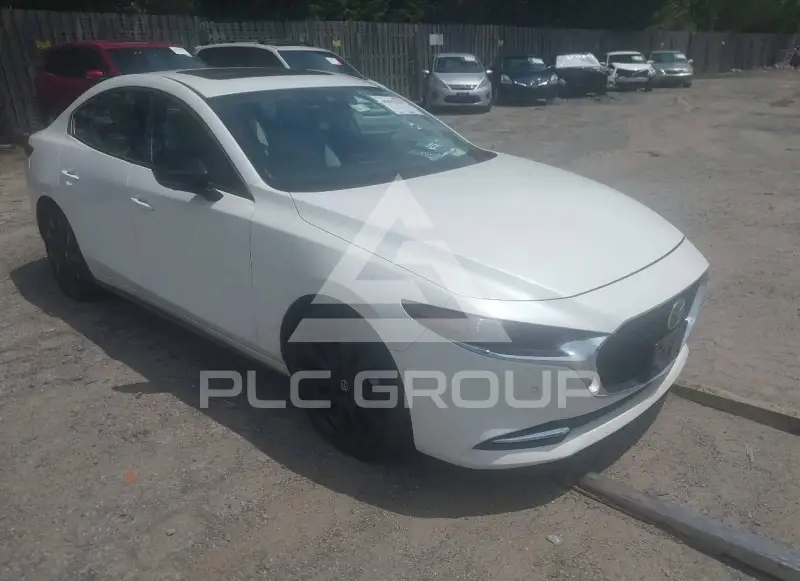 2023 Mazda 3 фото
