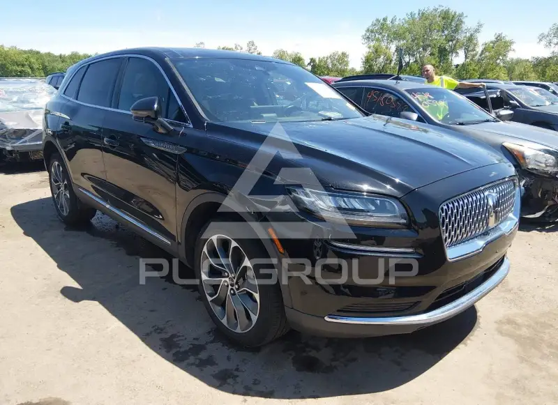 2023 Lincoln NAUTILUS photo
