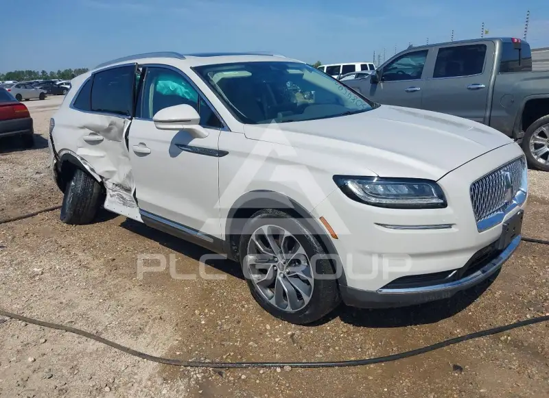 2023 Lincoln NAUTILUS photo