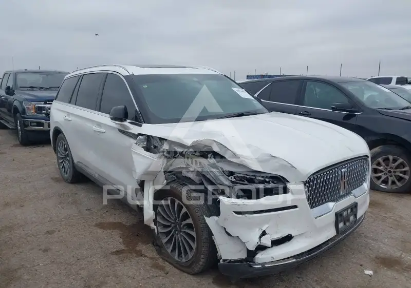 2023 Lincoln AVIATOR photo