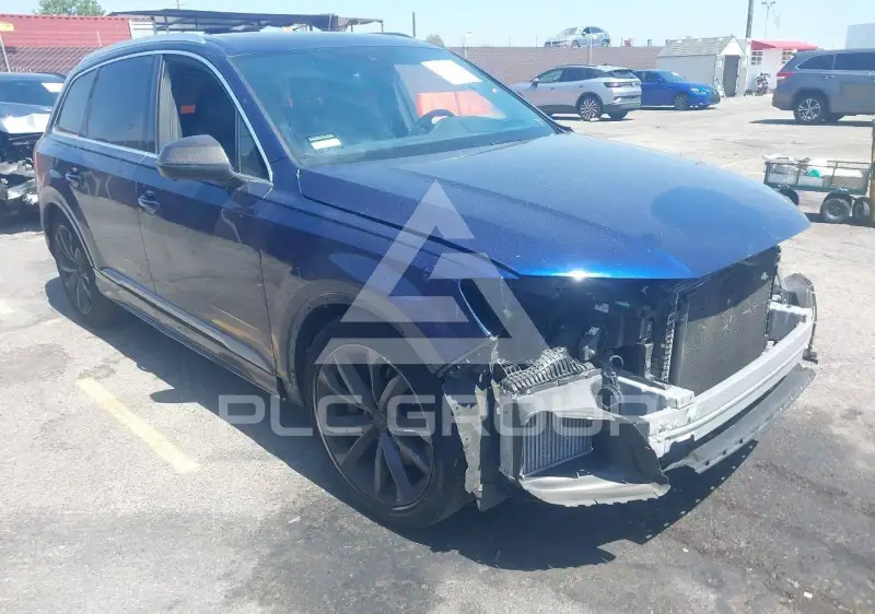 2023 Audi SQ7 photo