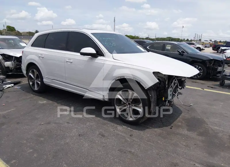 2023 Audi Q7 фото
