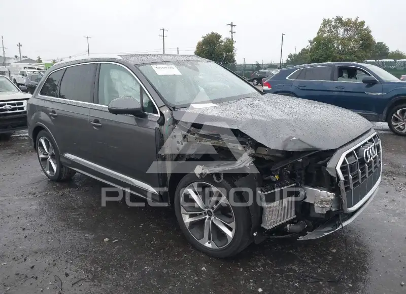 2023 Audi Q7 фото
