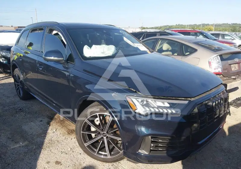 2023 Audi Q7 photo