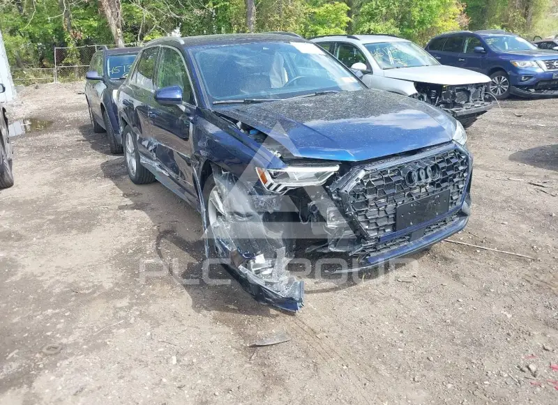 2023 Audi Q3 фото