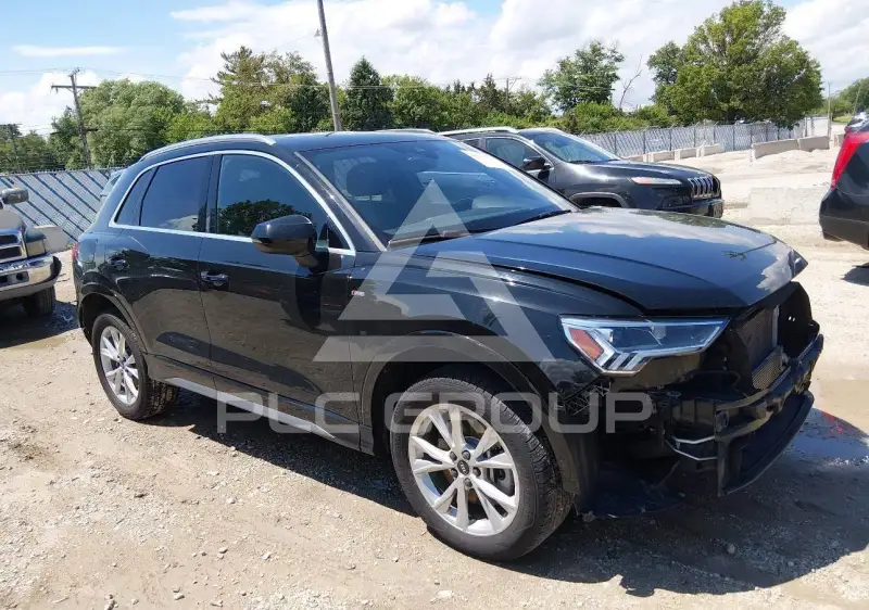 2023 Audi Q3 фото