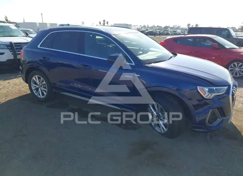 2023 Audi Q3 фото