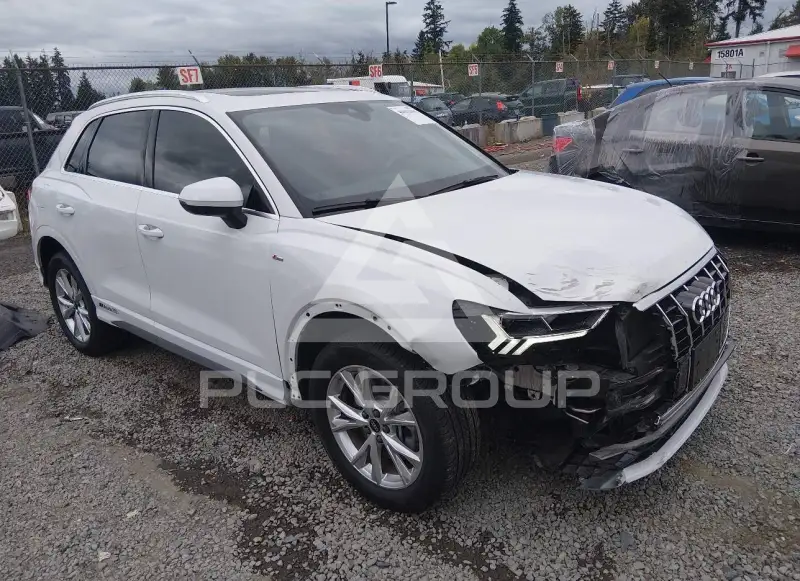 2023 Audi Q3 фото