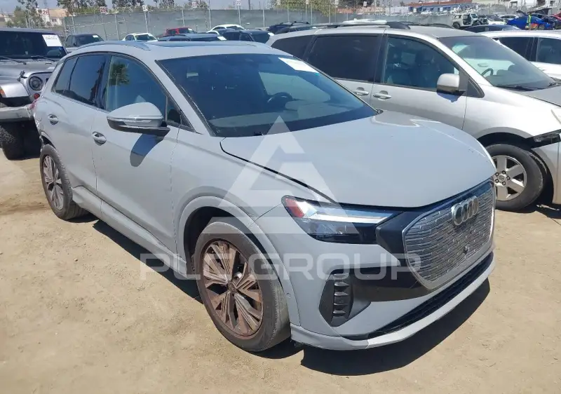 2023 Audi E-TRON фото