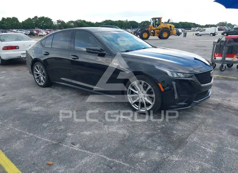 2023 Cadillac CT5 photo