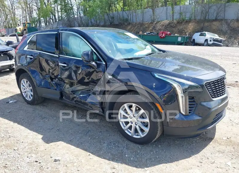 2023 Cadillac XT4 фото