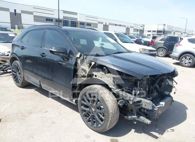 2023 Cadillac XT4 фото