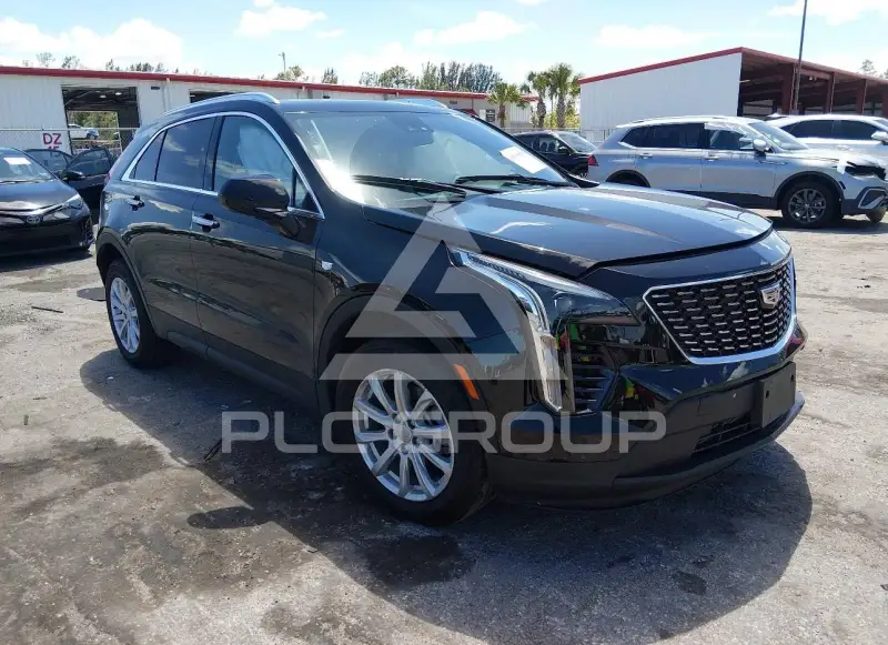 2023 Cadillac XT4 фото