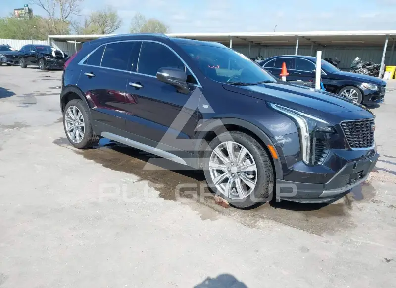 2023 Cadillac XT4 фото