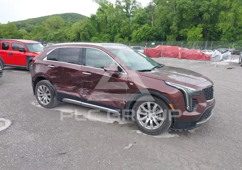 2023 Cadillac XT4 фото