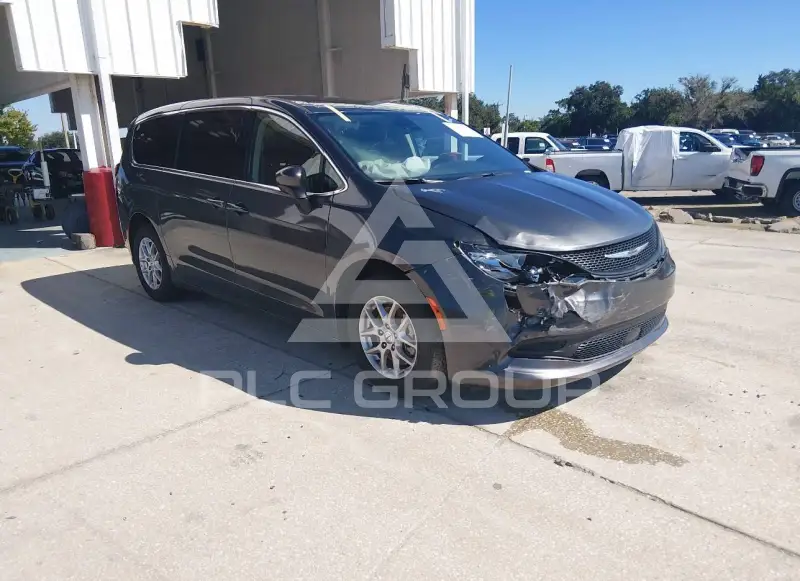 2023 Chrysler VOYAGER фото