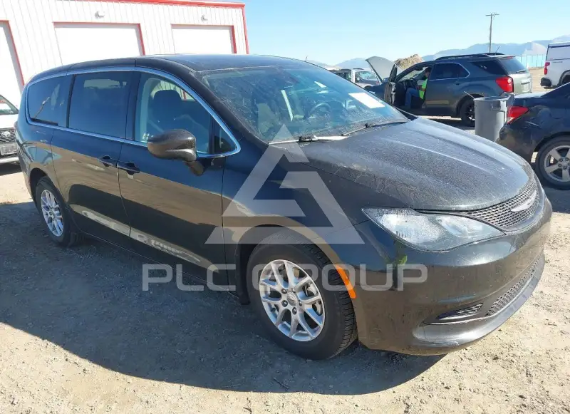 2023 Chrysler VOYAGER photo