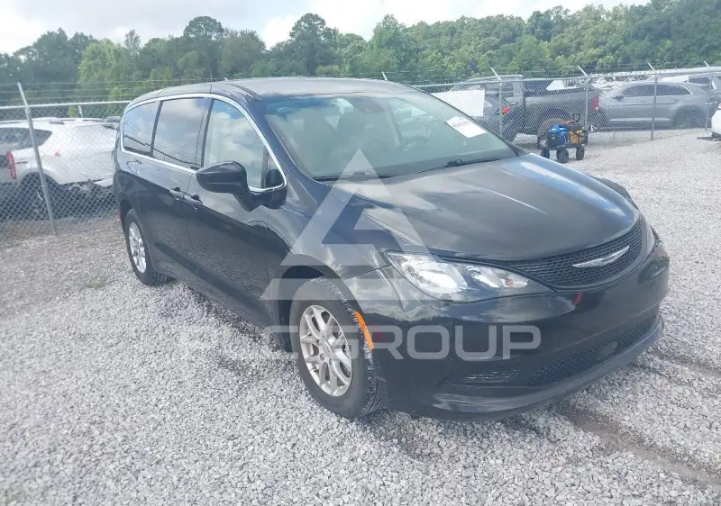 2023 Chrysler VOYAGER фото