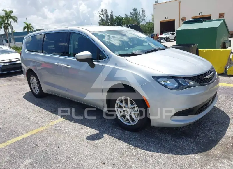 2023 Chrysler VOYAGER фото