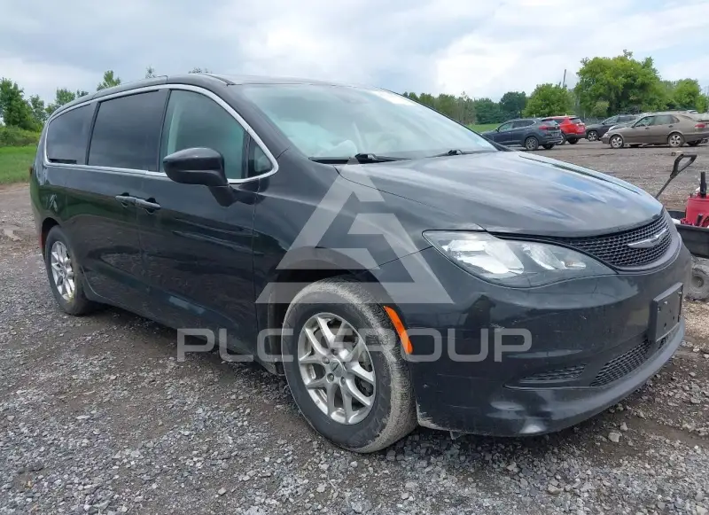 2023 Chrysler VOYAGER photo
