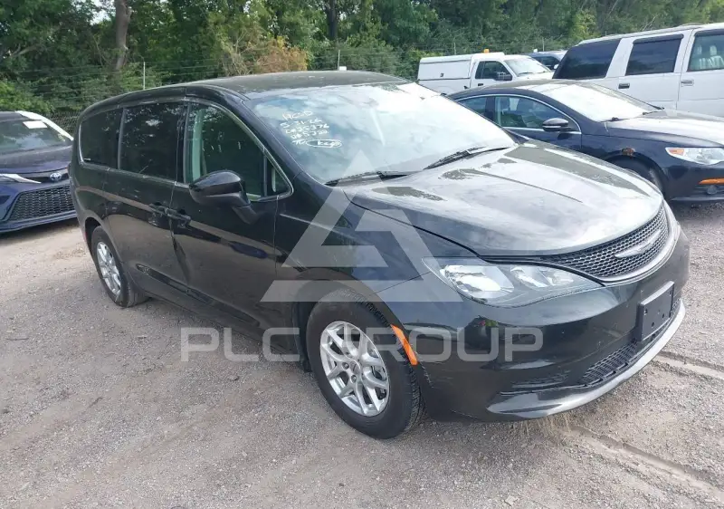 2023 Chrysler VOYAGER фото