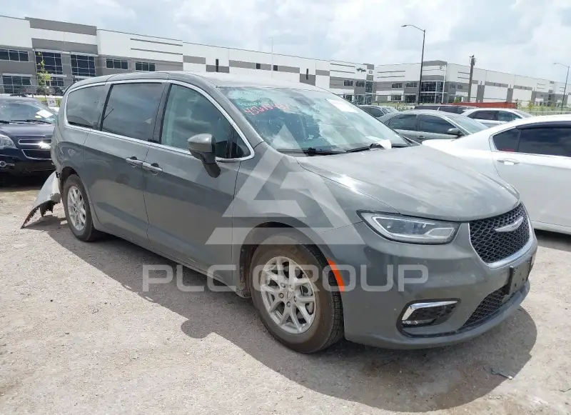 2023 Chrysler PACIFICA photo
