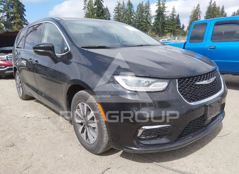 2023 Chrysler PACIFICA photo