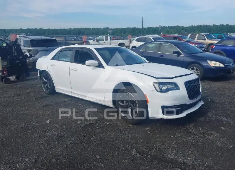 2023 Chrysler 300 фото