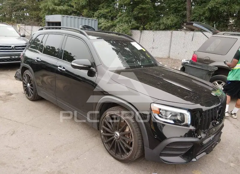 2023 Mercedes Benz GLB 35 AMG photo