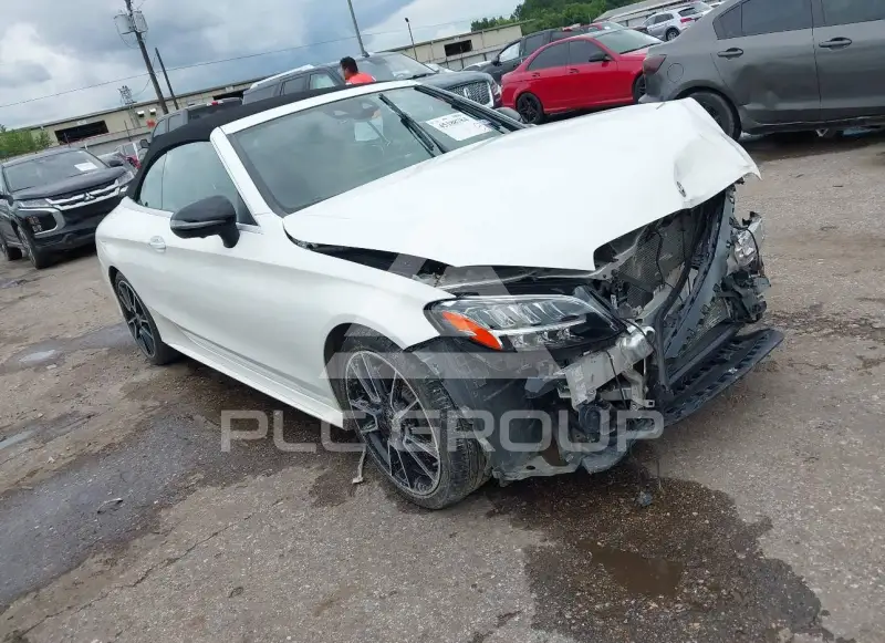 2023 Mercedes Benz C 300 фото