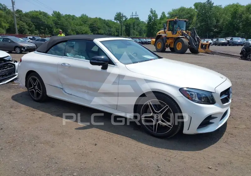2023 Mercedes Benz C 300 фото