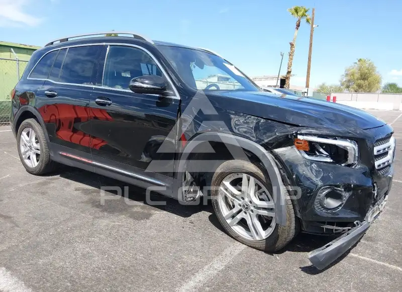 2023 Mercedes Benz GLB 250 photo