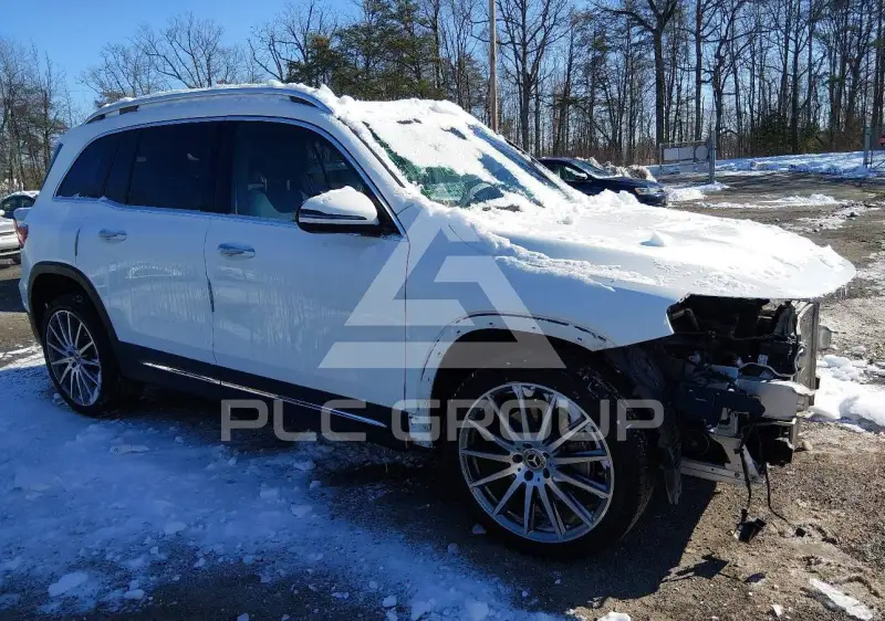 2023 Mercedes Benz GLB 250 фото