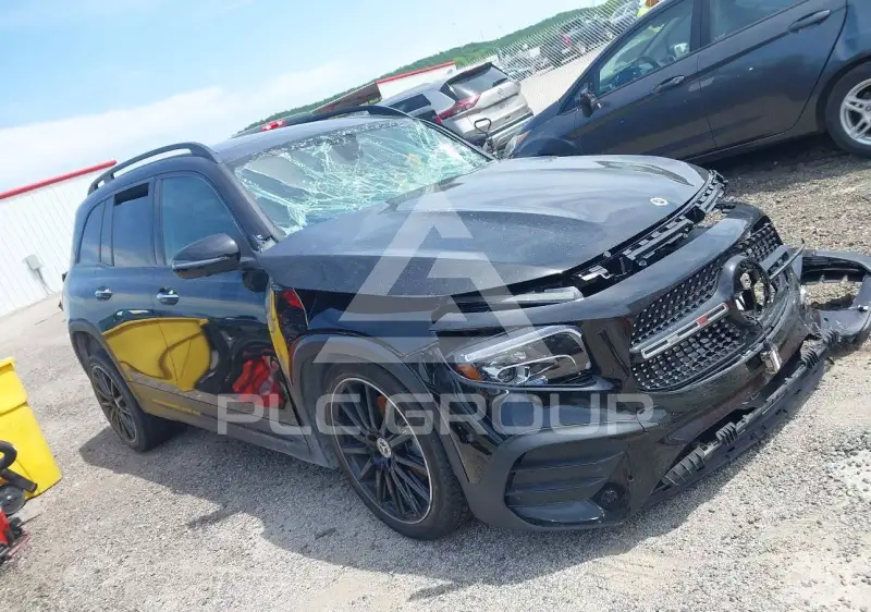 2023 Mercedes Benz GLB 250 фото