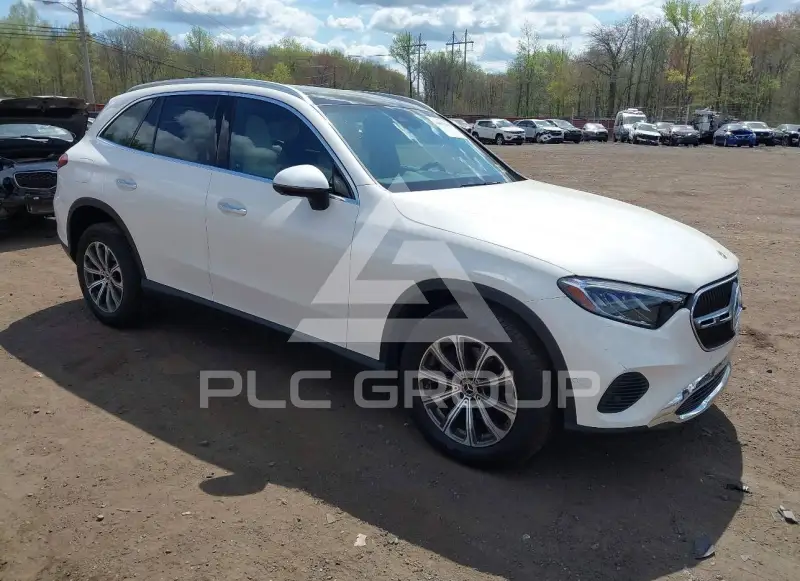 2023 Mercedes Benz GLC 300 фото