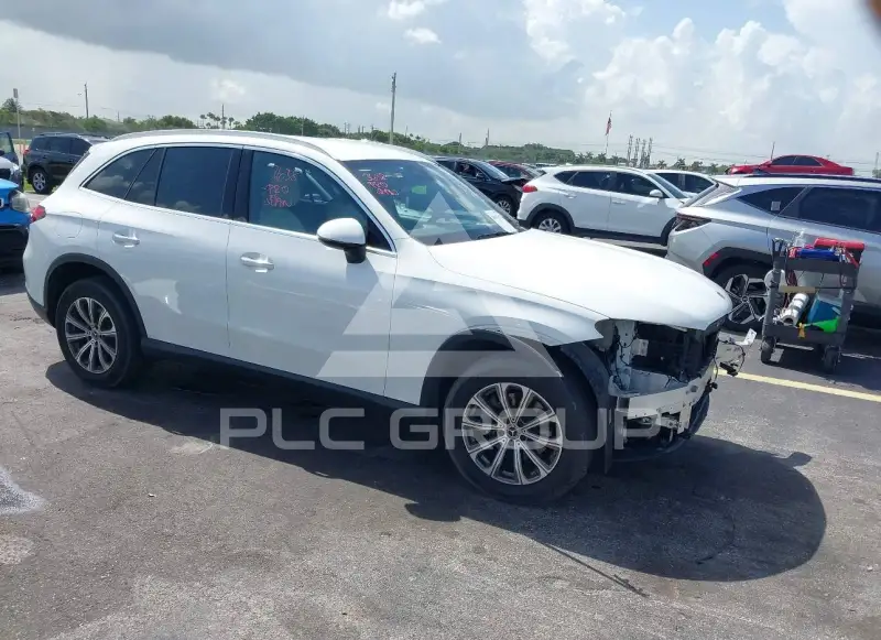2023 Mercedes Benz GLC 300 фото