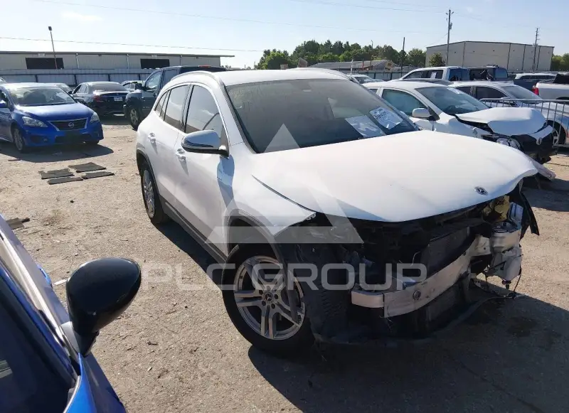 2023 Mercedes Benz GLA 250 фото