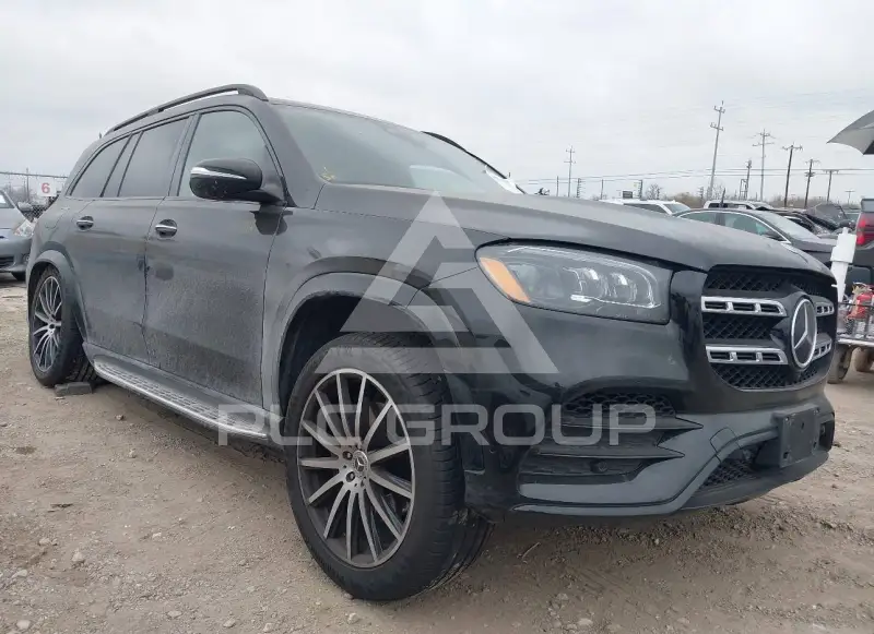 2023 Mercedes Benz GLS 580 photo